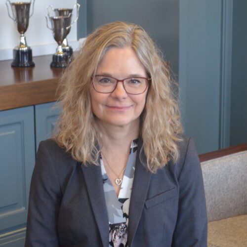 Dr. Natalie Schilling